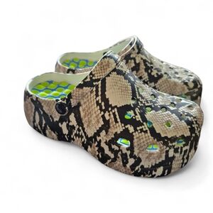 Snakeskin Pattern Croc Style Clogs SZ 40 Euro US SZ 9
